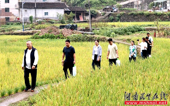 傲迪玛汽车董事会主席胡武安携手湖南省慈善总会“爱心改变命运”第二站走进安化